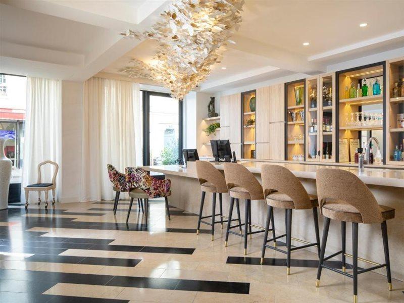 Des Champs-elysees Hotel Parijs