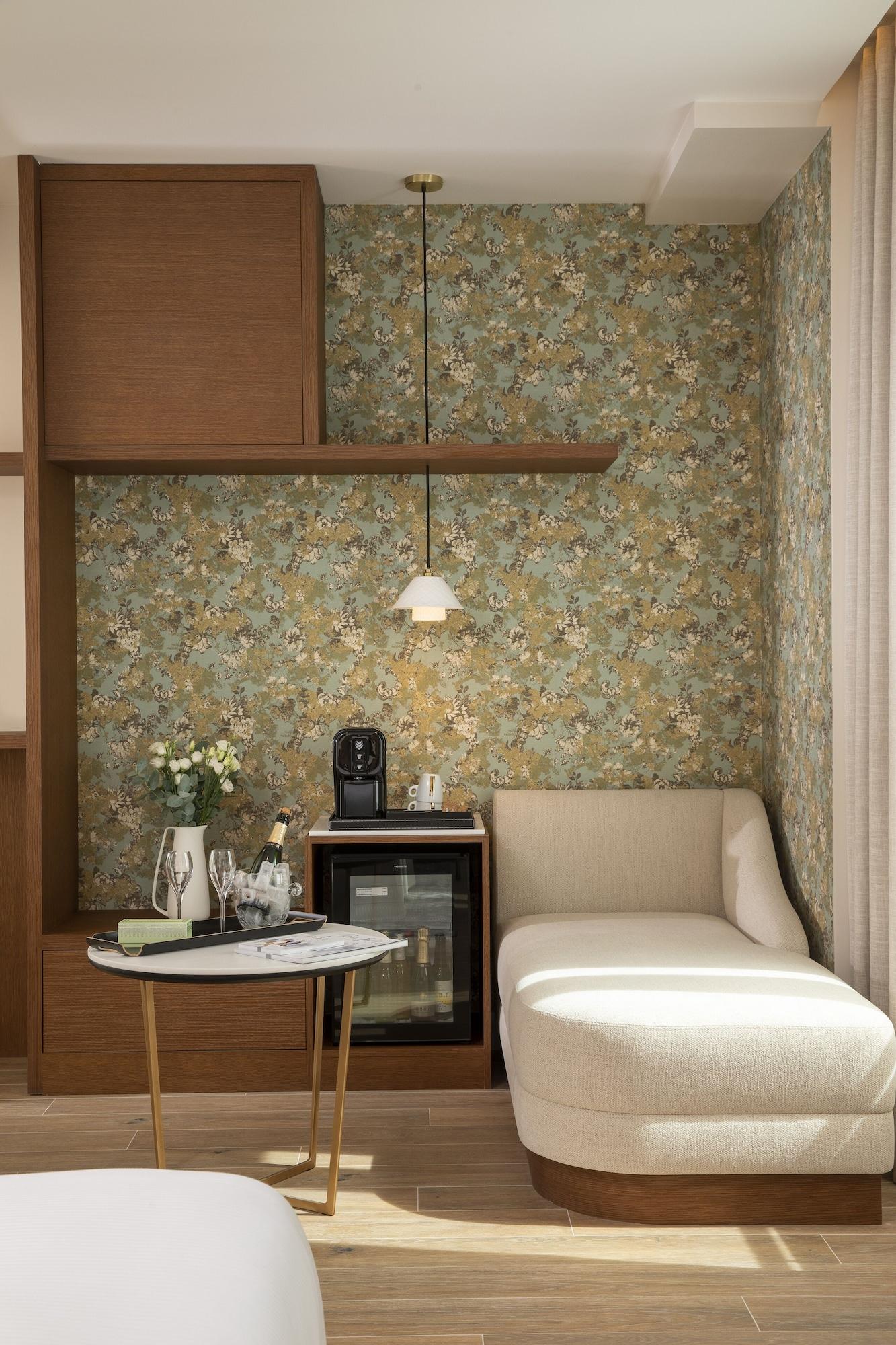 Hotel Des Champs-elysees Parijs